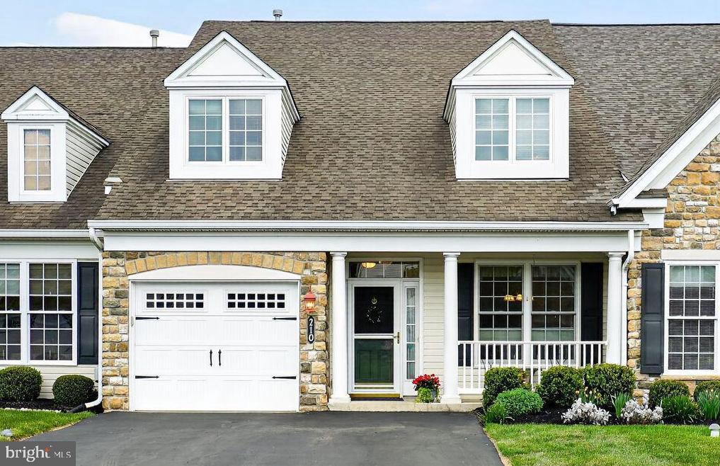 VILLAGE AT ROSECLIFF - Residential