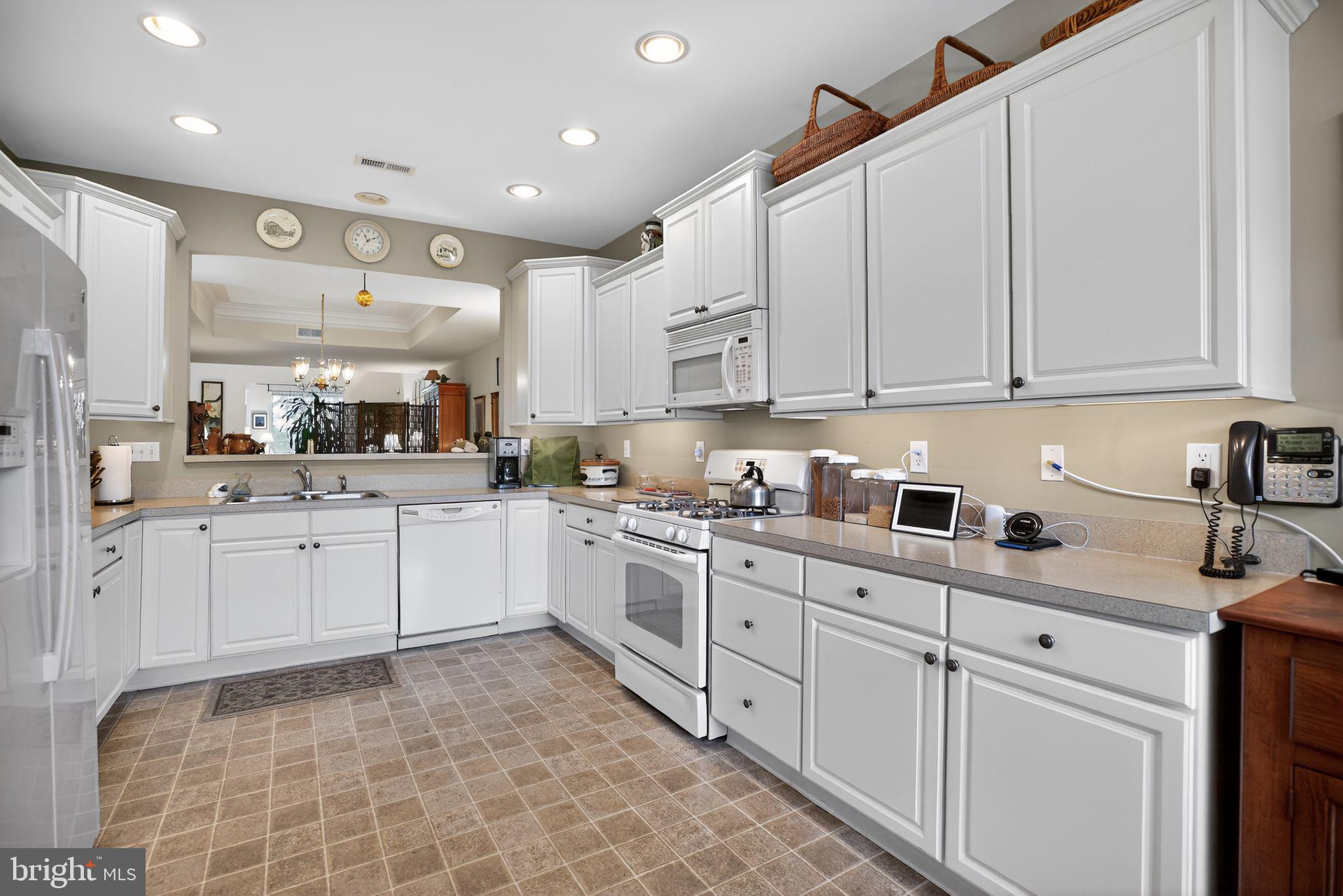 VILLAGE AT ROSECLIFF - Residential