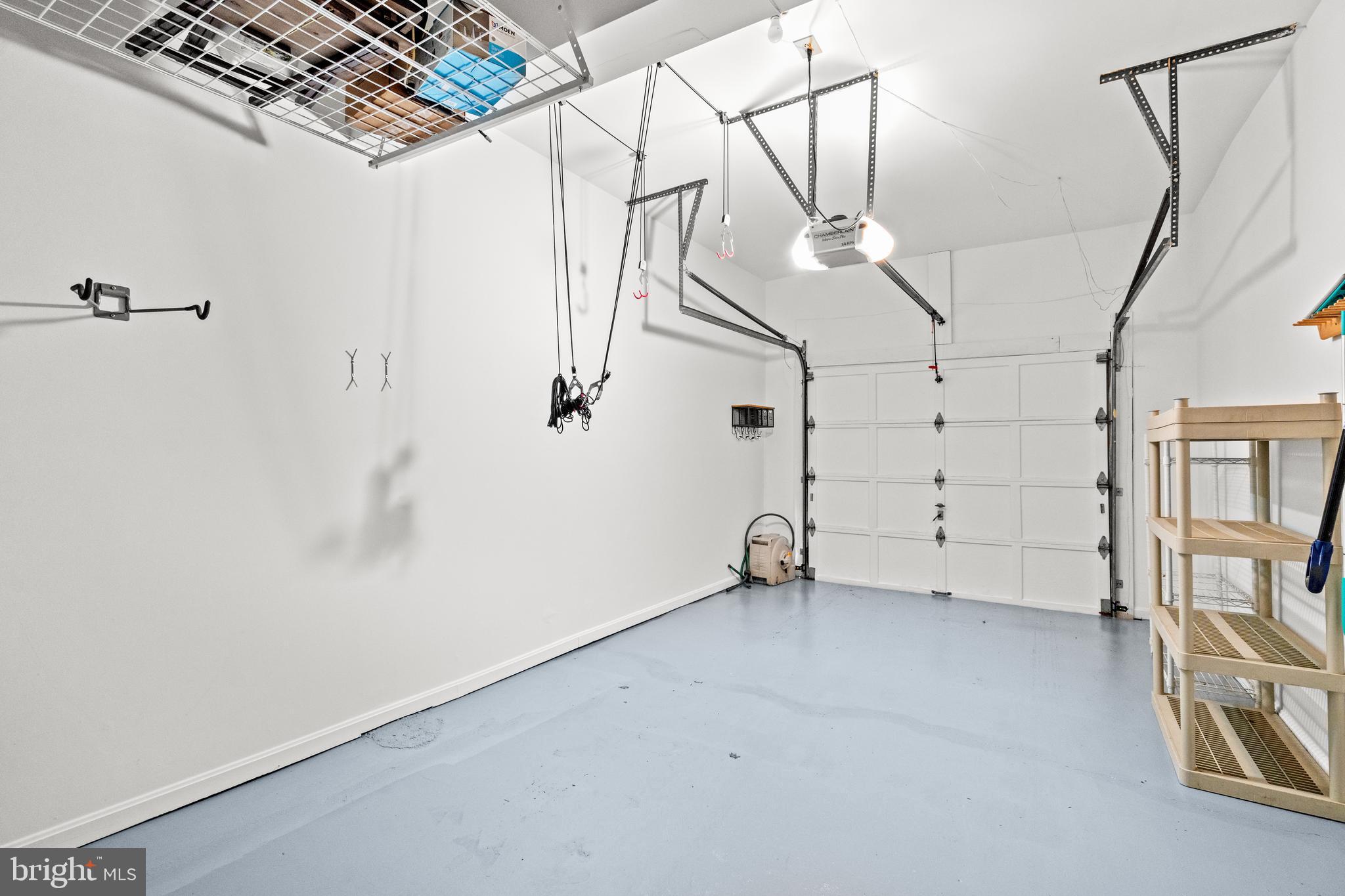 BELLE HAVEN ON THE GREEN - Residential