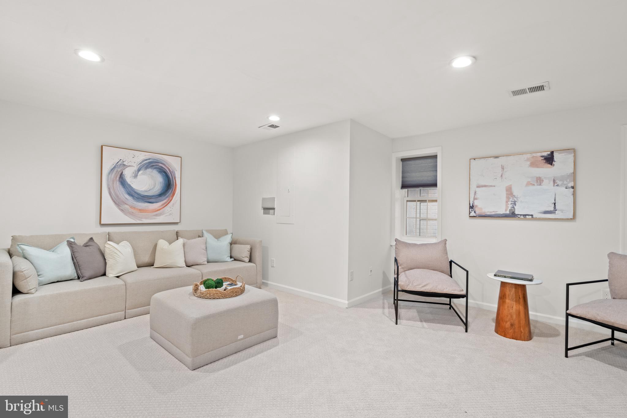 BELLE HAVEN ON THE GREEN - Residential