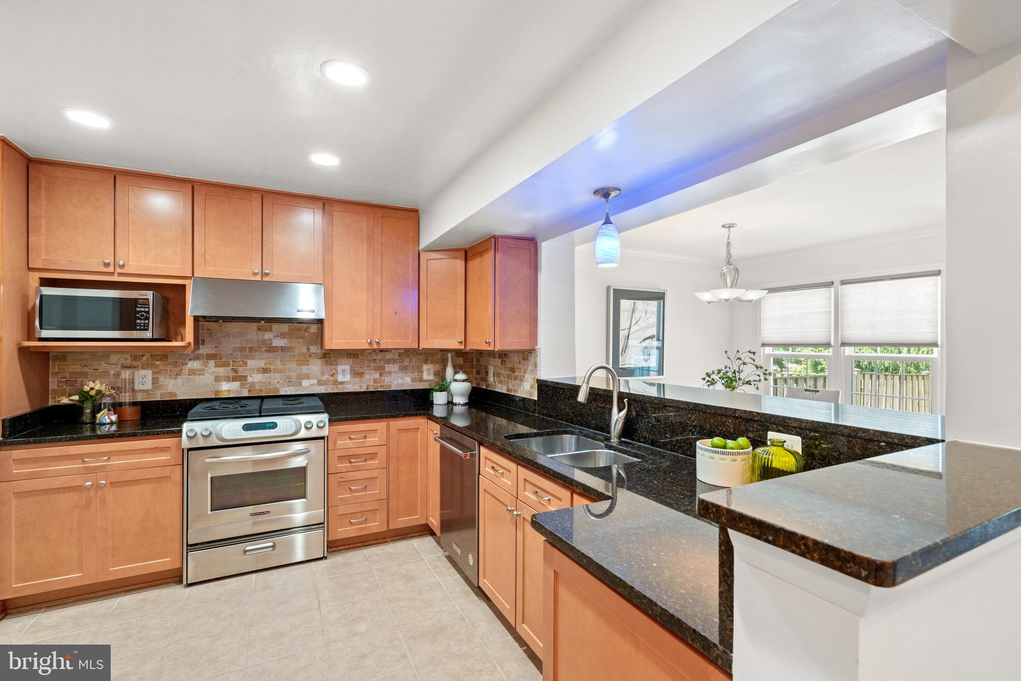 BELLE HAVEN ON THE GREEN - Residential