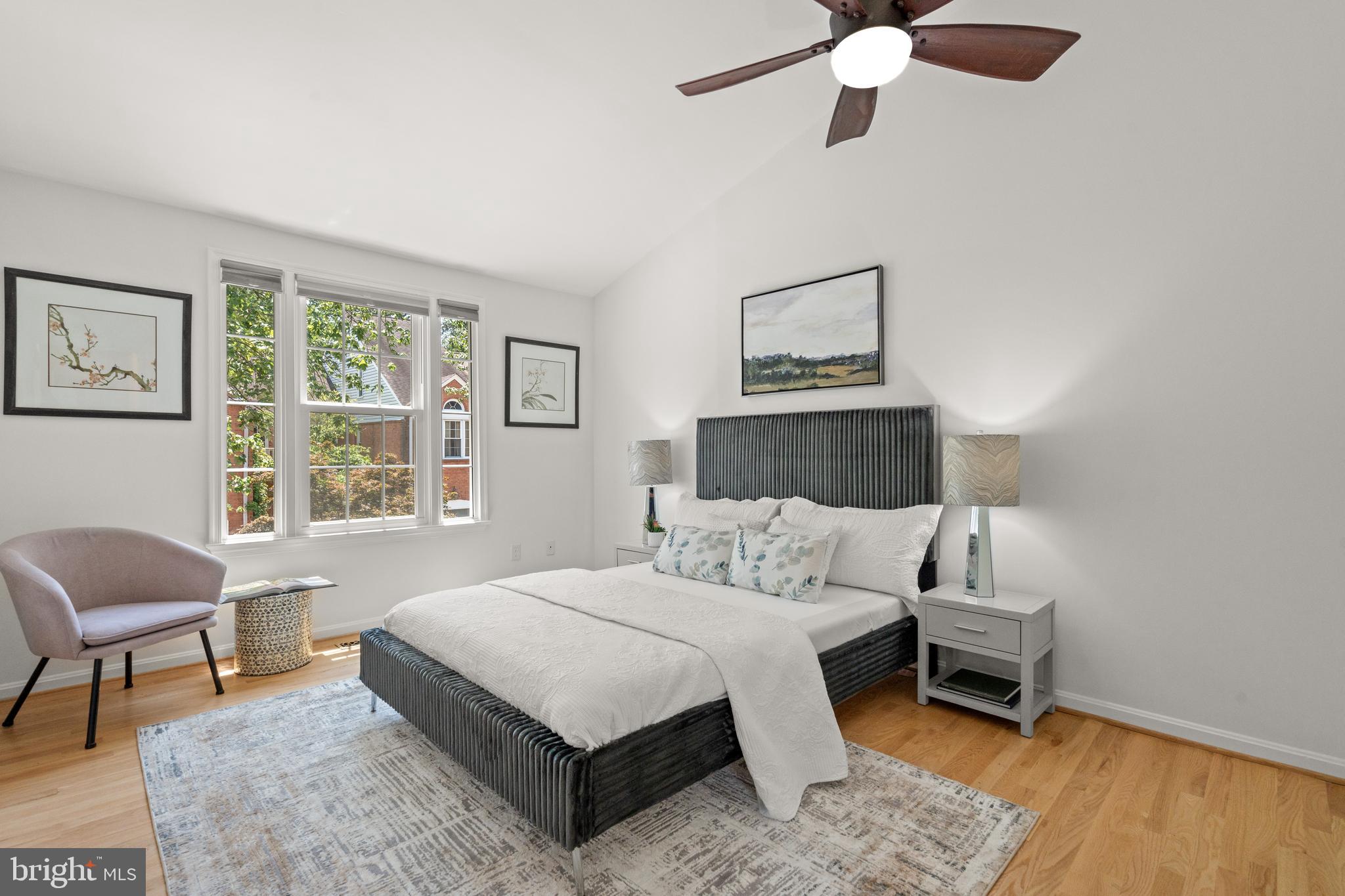 BELLE HAVEN ON THE GREEN - Residential