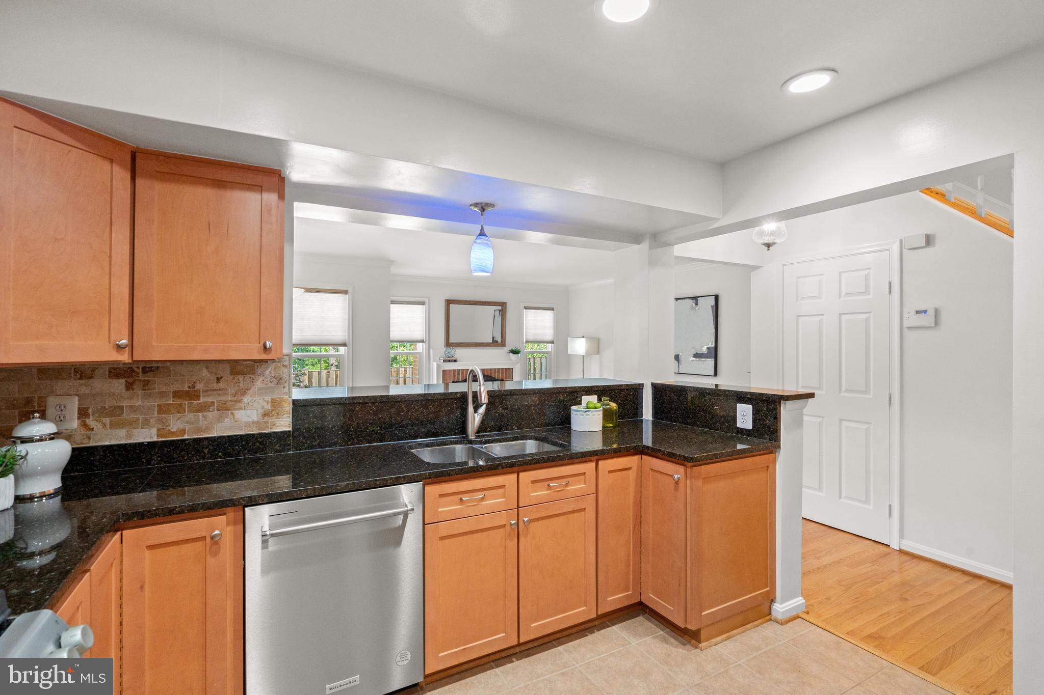 BELLE HAVEN ON THE GREEN - Residential