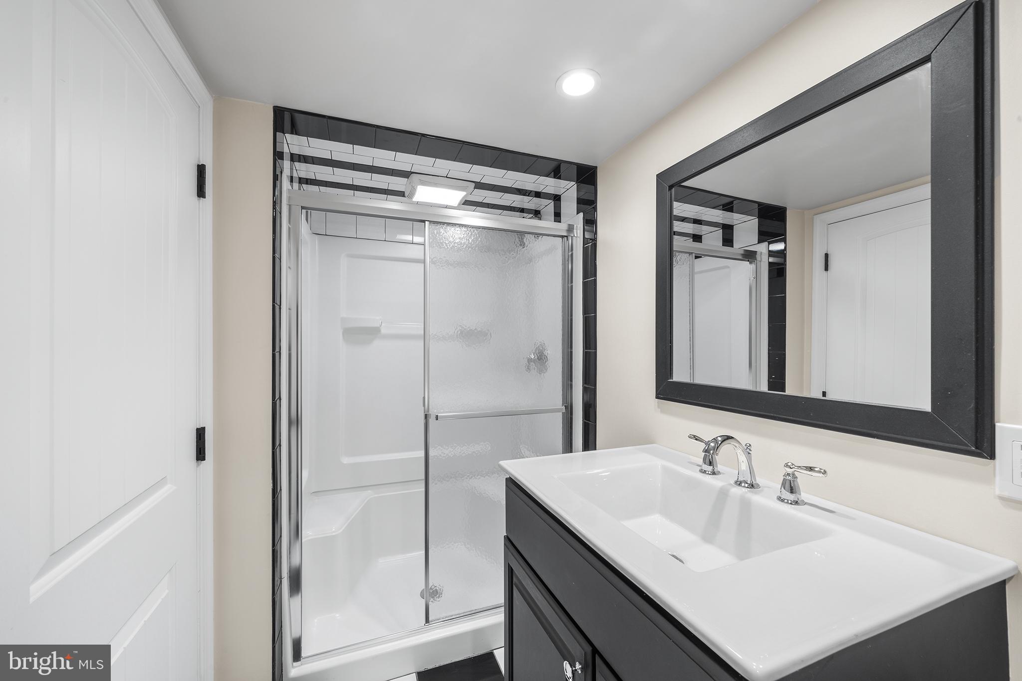 GLADWYNE - Residential Lease