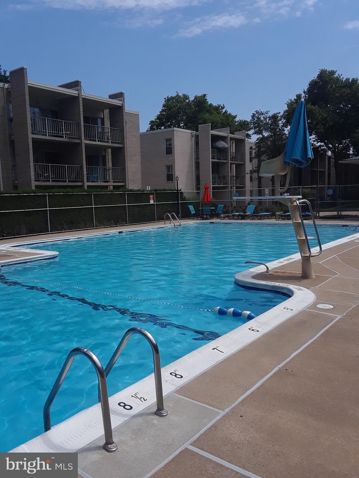 CANTERBURY SQUARE - Residential