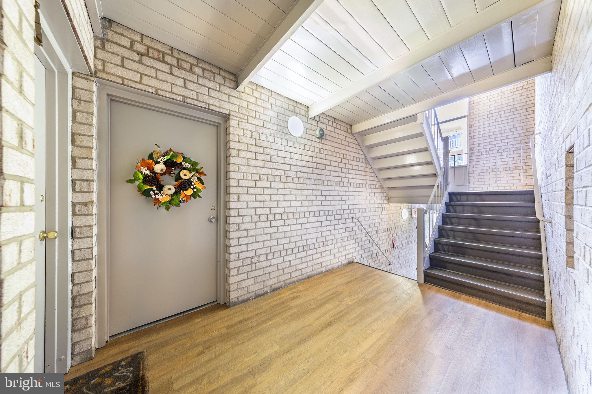 CANTERBURY SQUARE - Residential