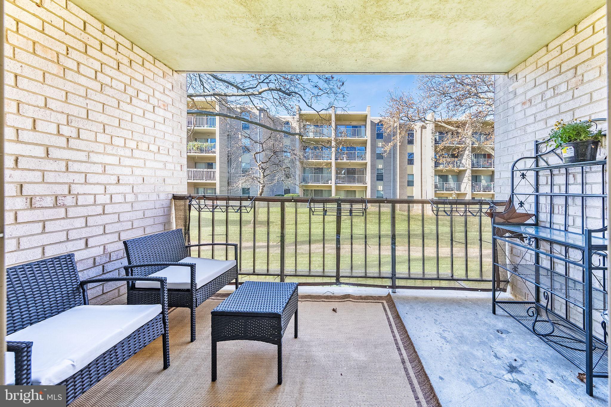 CANTERBURY SQUARE - Residential