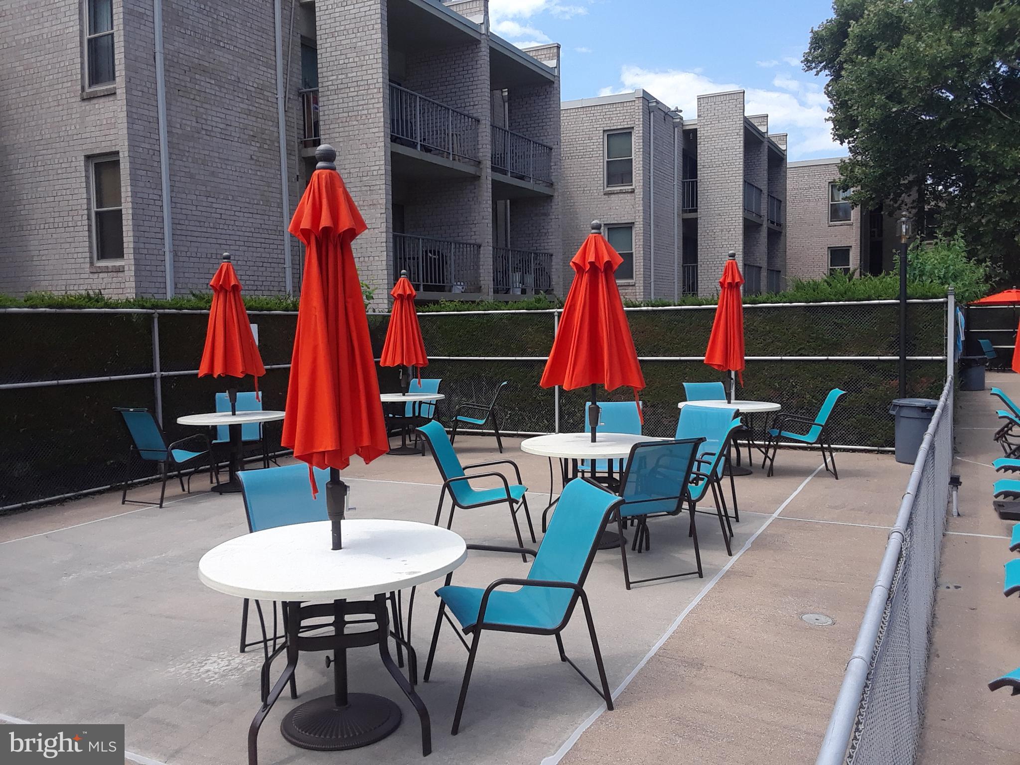 CANTERBURY SQUARE - Residential