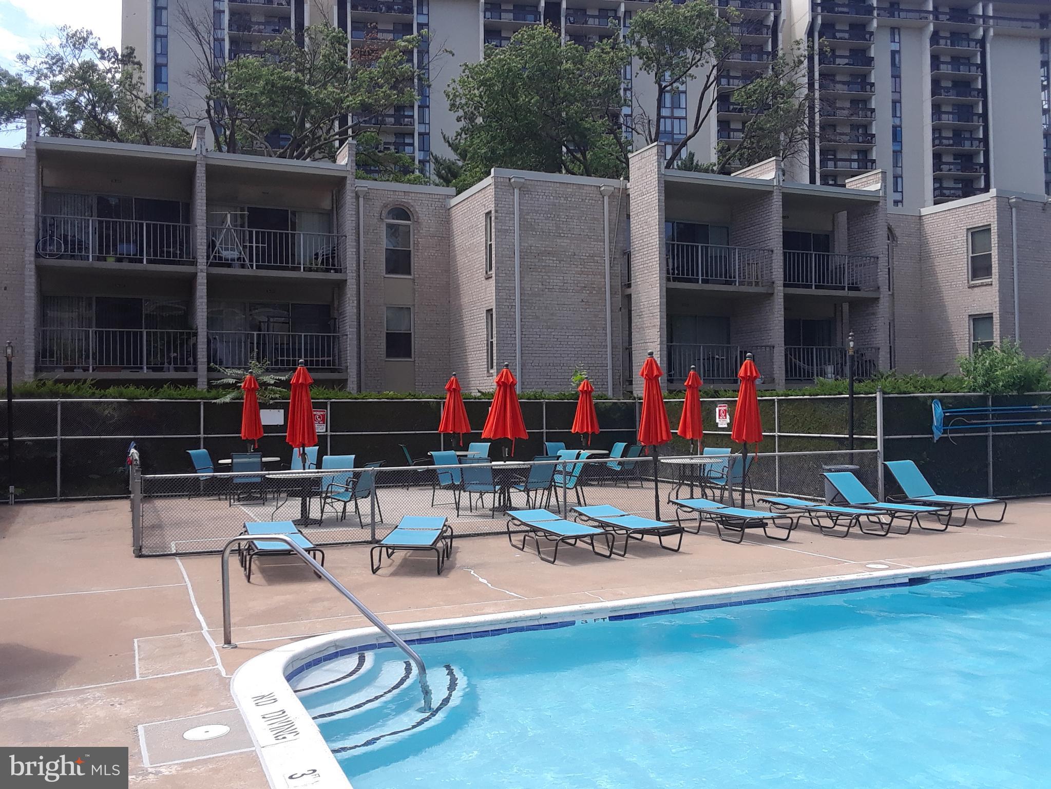 CANTERBURY SQUARE - Residential