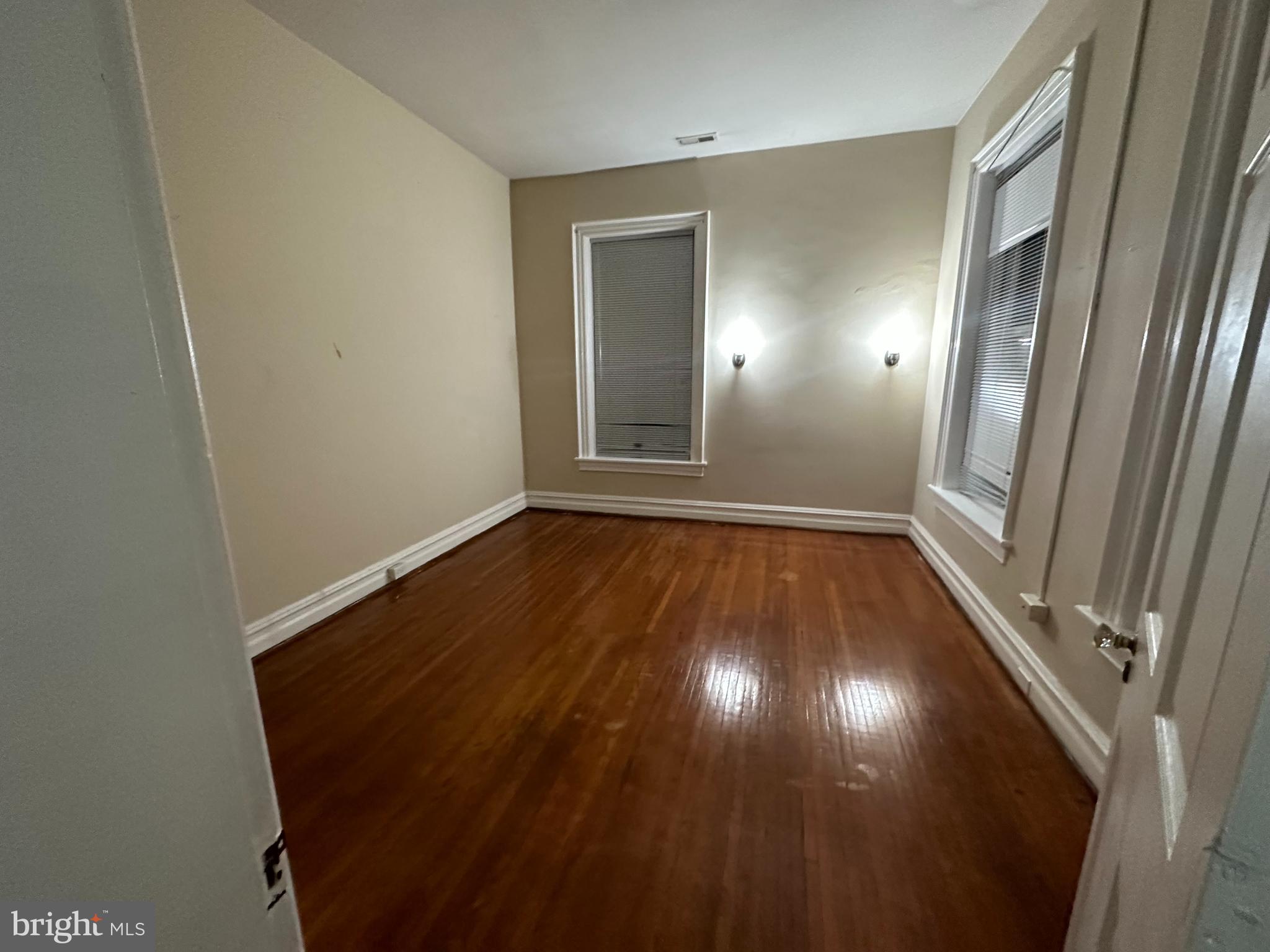 HAGERSTOWN - Residential Income