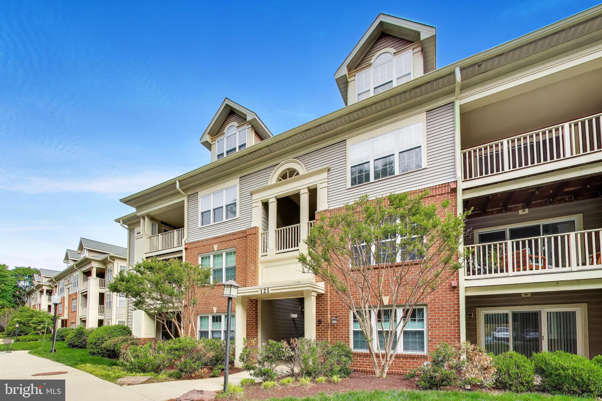 121 TIMBERBROOK LANE 203