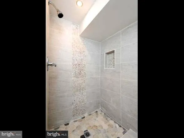 Capitol Heights, Maryland 20743, United States, 1 Bedroom Bedrooms, ,1 BathroomBathrooms,Residential,Active,21904