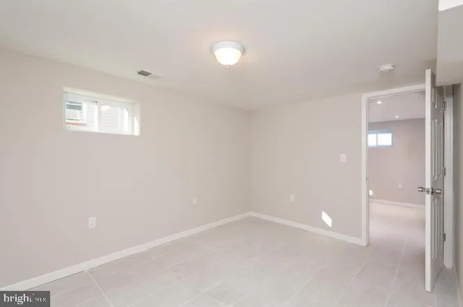 Capitol Heights, Maryland 20743, United States, 1 Bedroom Bedrooms, ,1 BathroomBathrooms,Residential,Active,21904