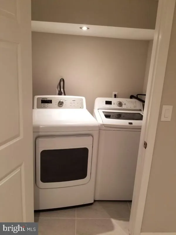 Capitol Heights, Maryland 20743, United States, 1 Bedroom Bedrooms, ,1 BathroomBathrooms,Residential,Active,21904