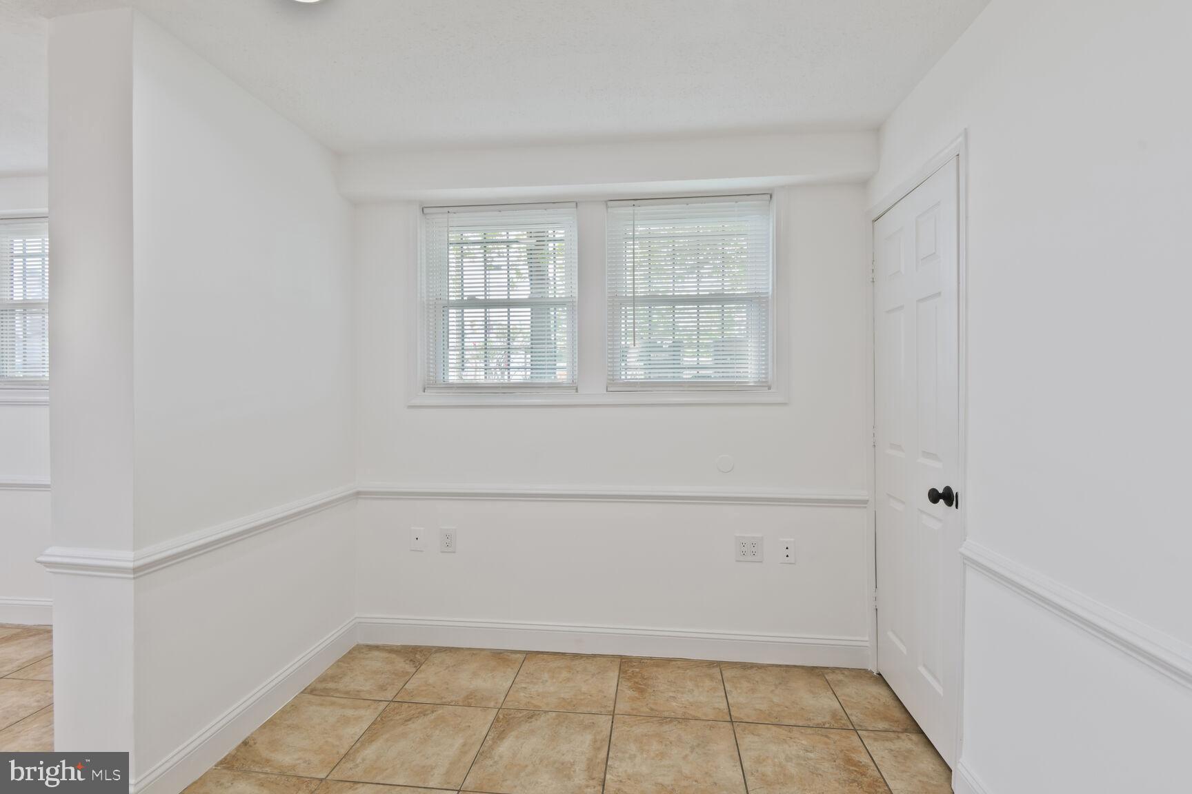 TAKOMA PARK - Commercial Sale