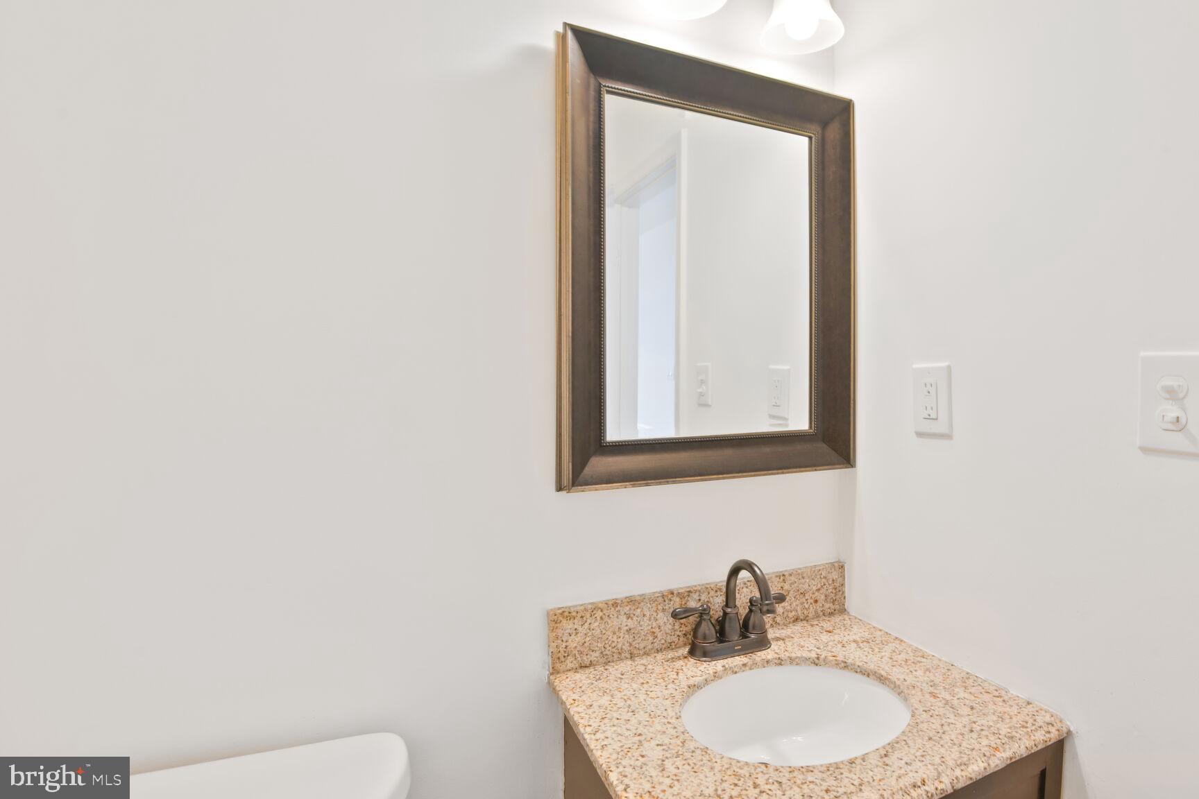 TAKOMA PARK - Commercial Sale