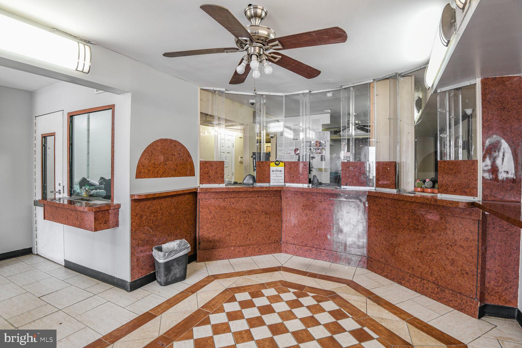 TAKOMA PARK - Commercial Sale