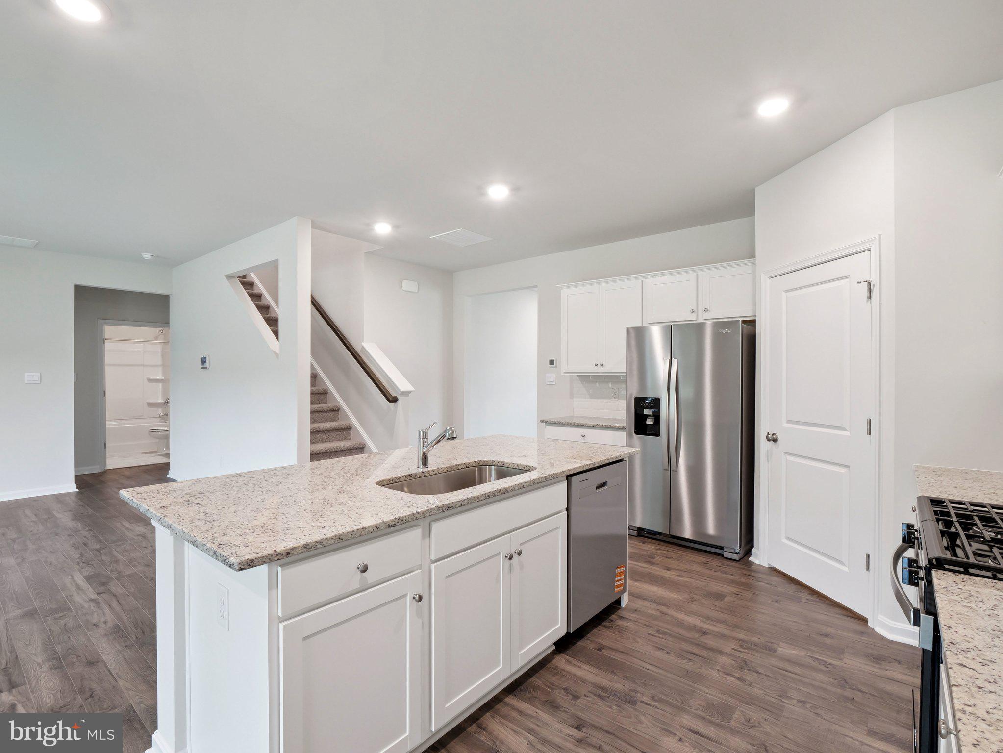 6262 STERLING WAY