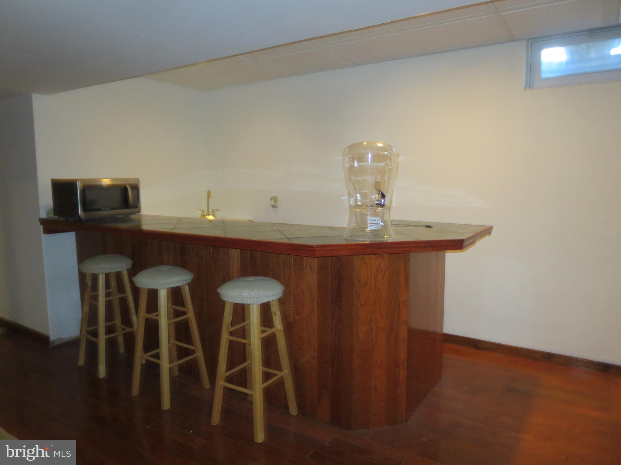 HICKORY WOODS - Residential