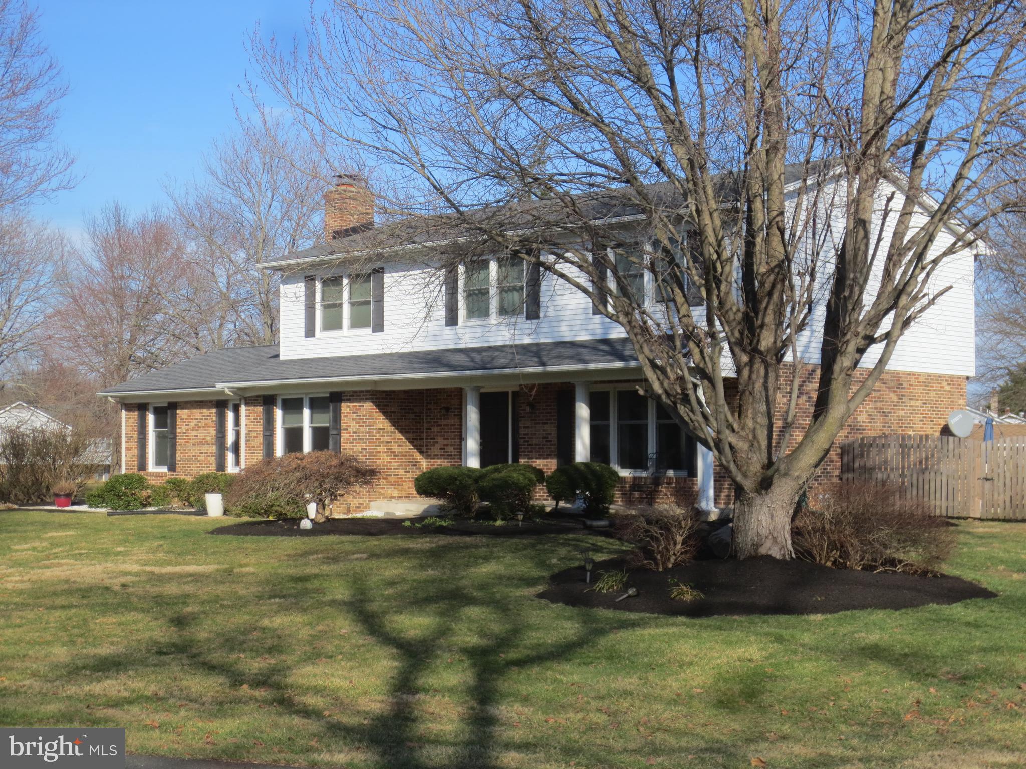 HICKORY WOODS - Residential