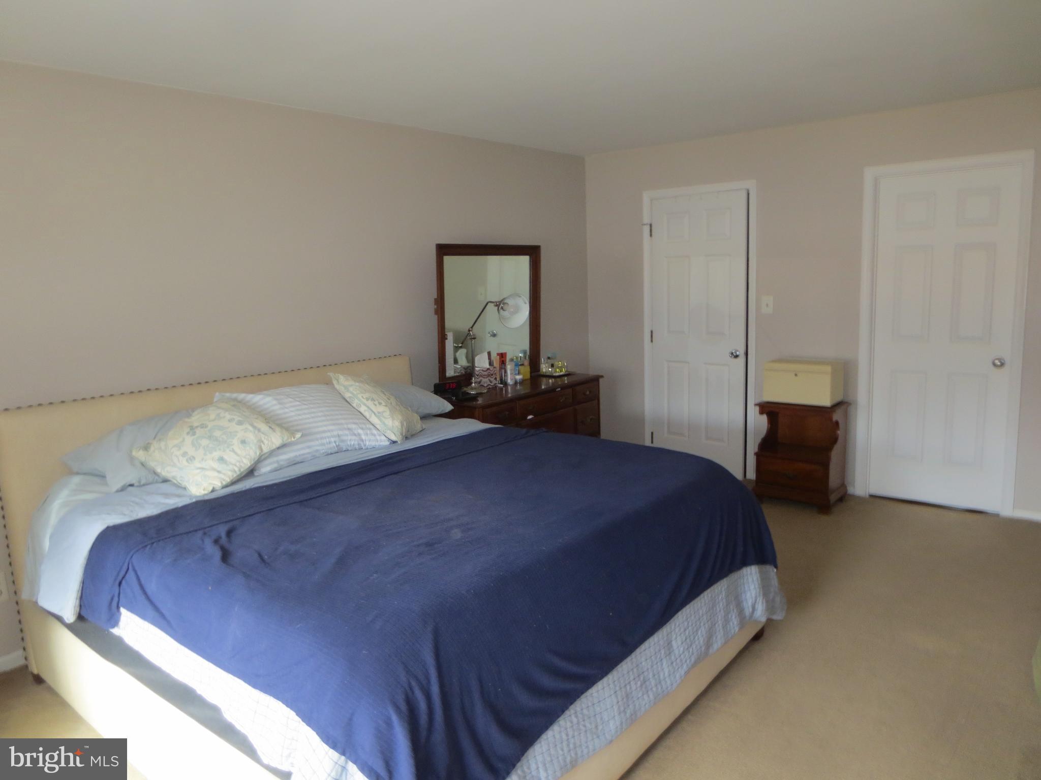 HICKORY WOODS - Residential