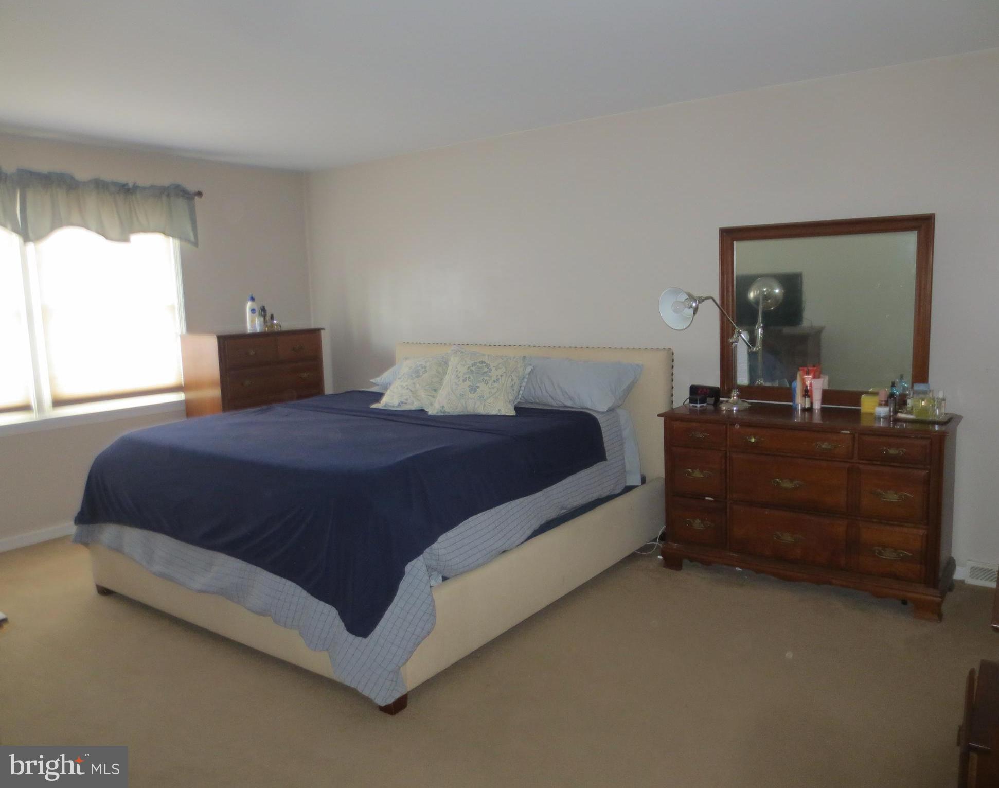 HICKORY WOODS - Residential