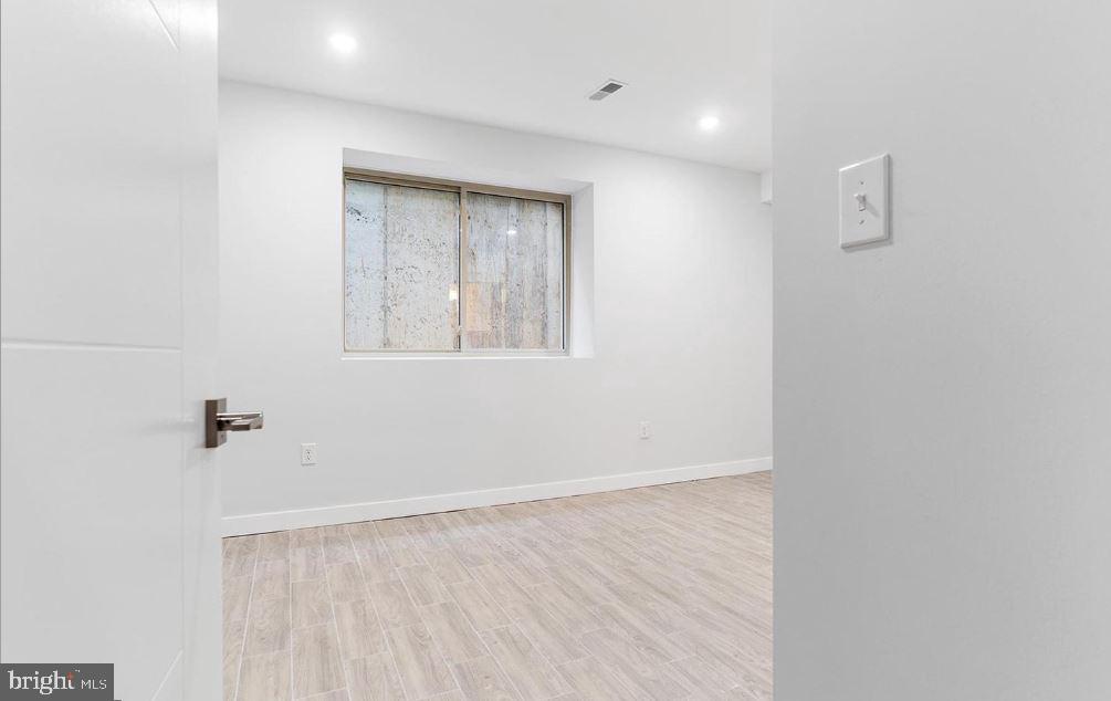 NORRIS SQUARE - Residential Income