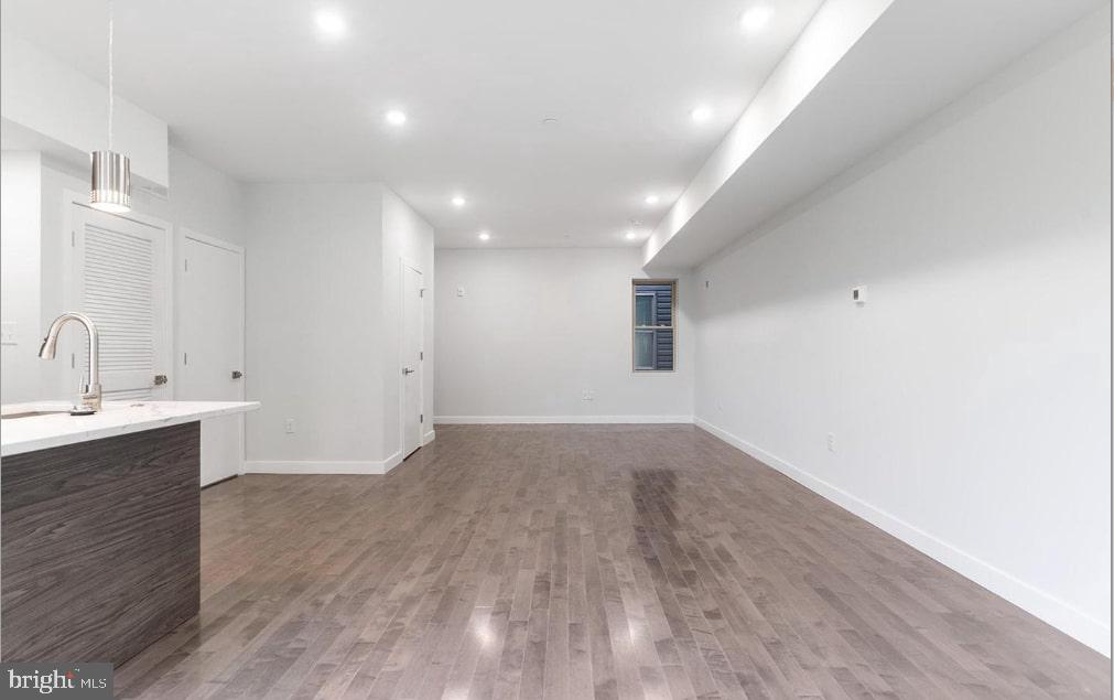 NORRIS SQUARE - Residential Income