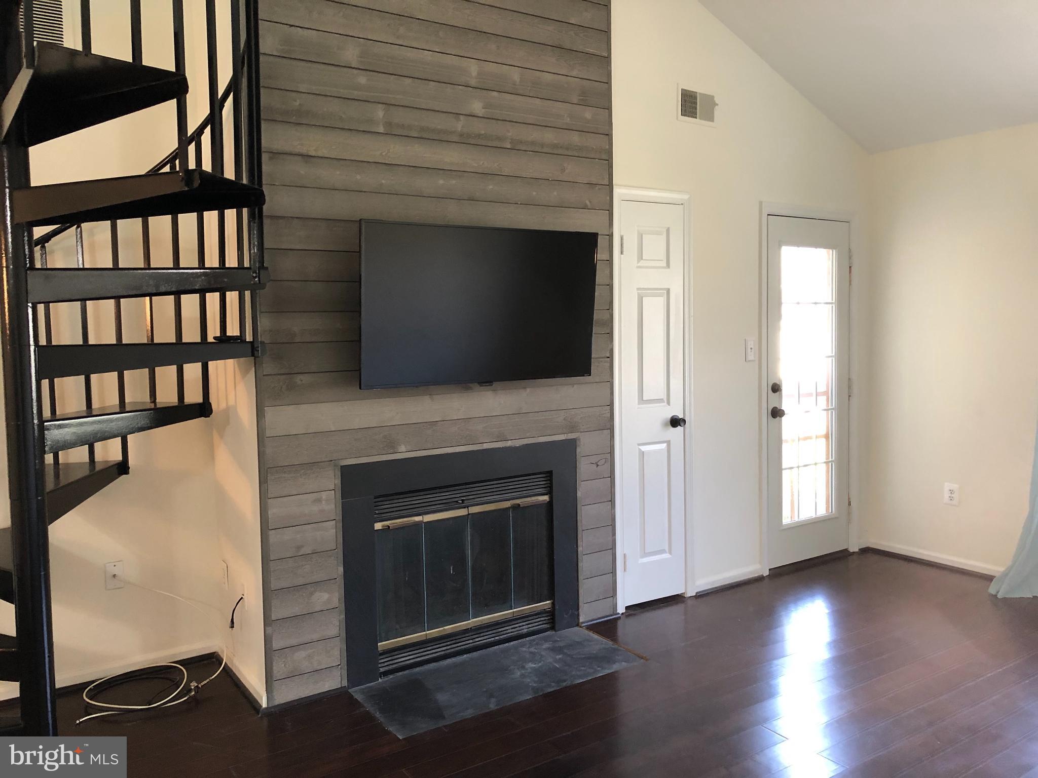 WATERS HOUSE - Residential Lease