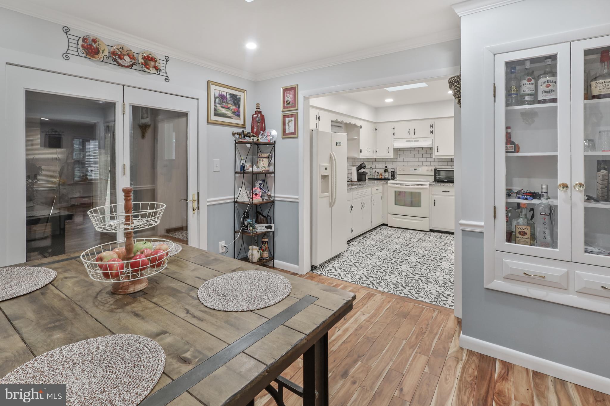 PROSPECT HILLS - Residential