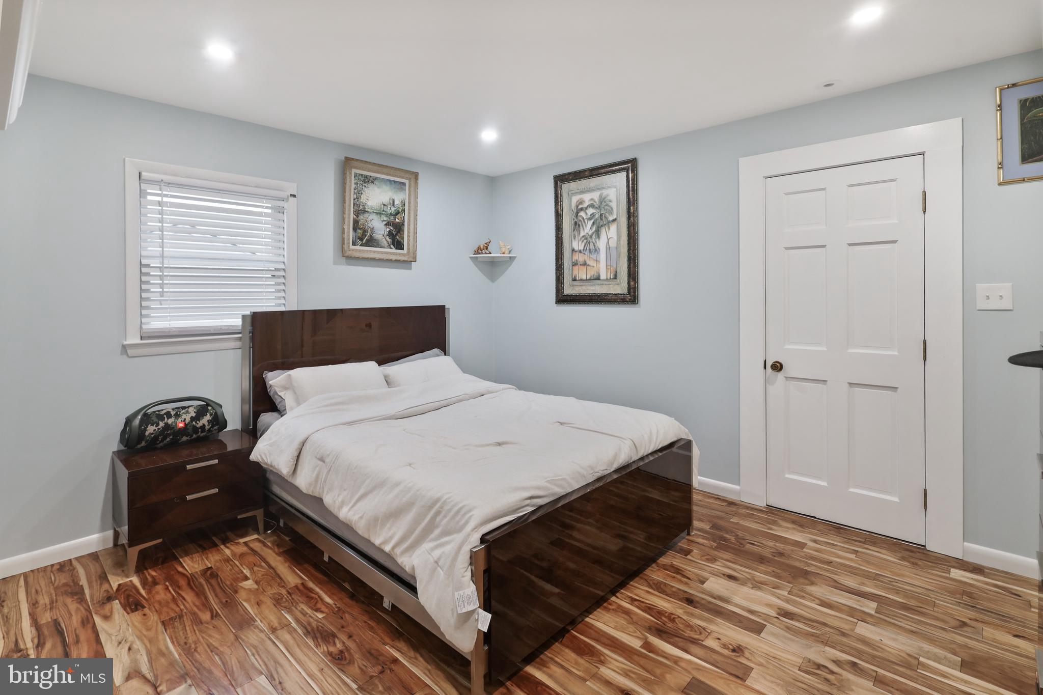 PROSPECT HILLS - Residential