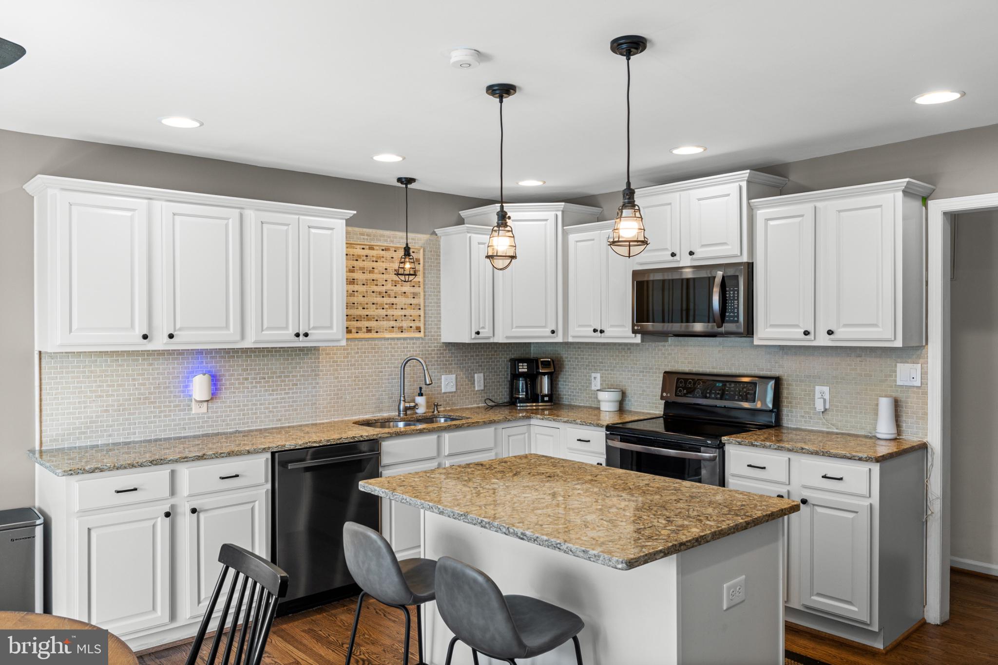KINGSWOOD - Residential
