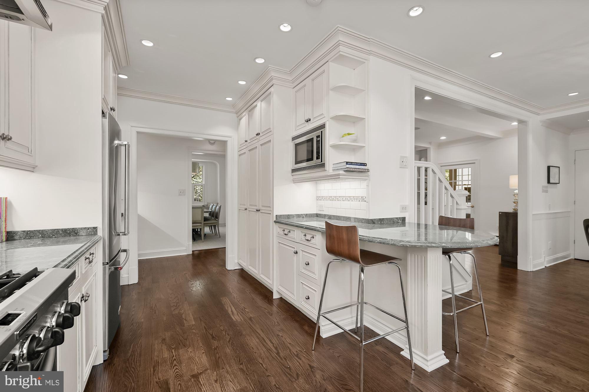 OBSERVATORY CIRCLE - Residential