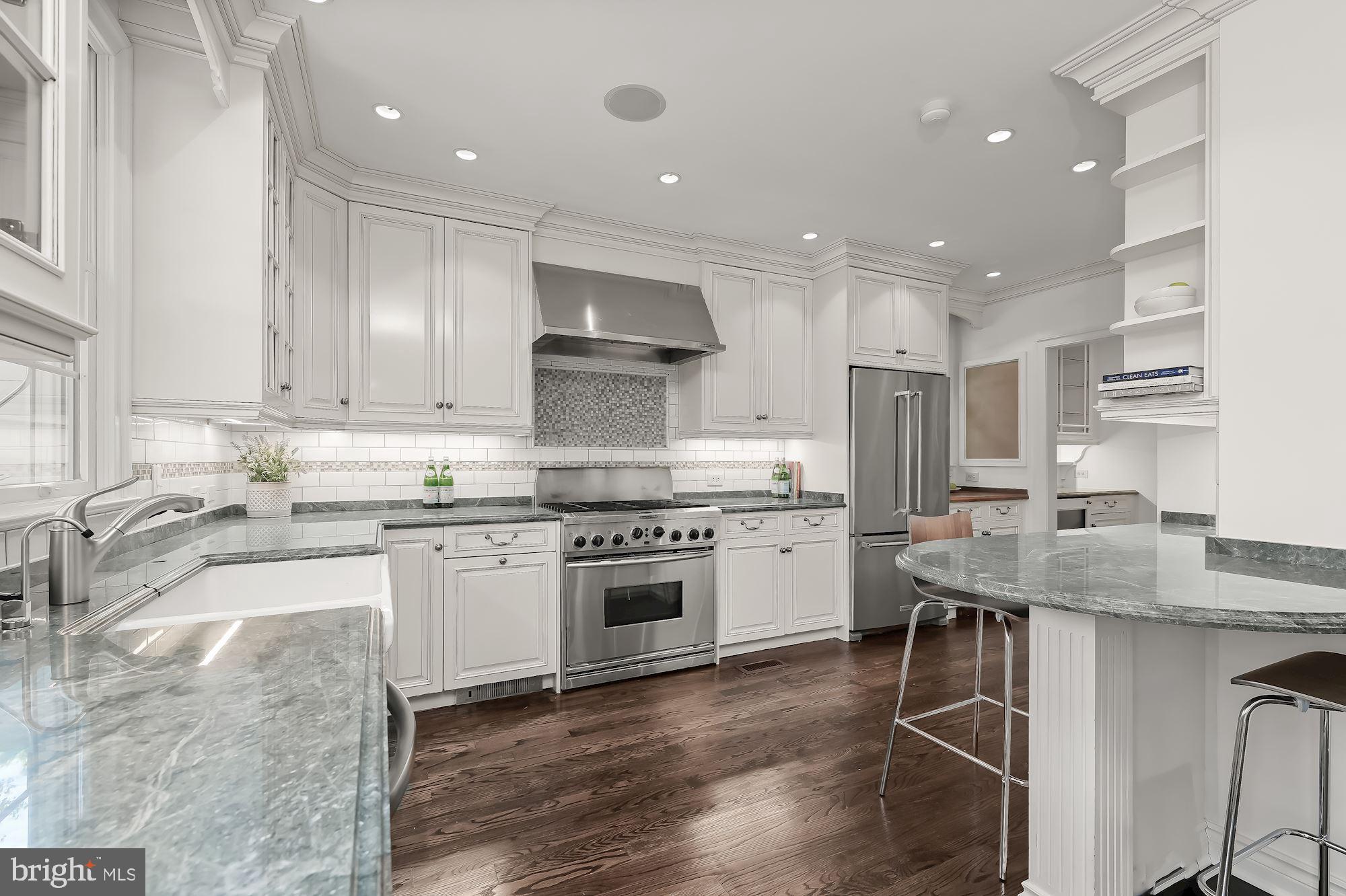 OBSERVATORY CIRCLE - Residential