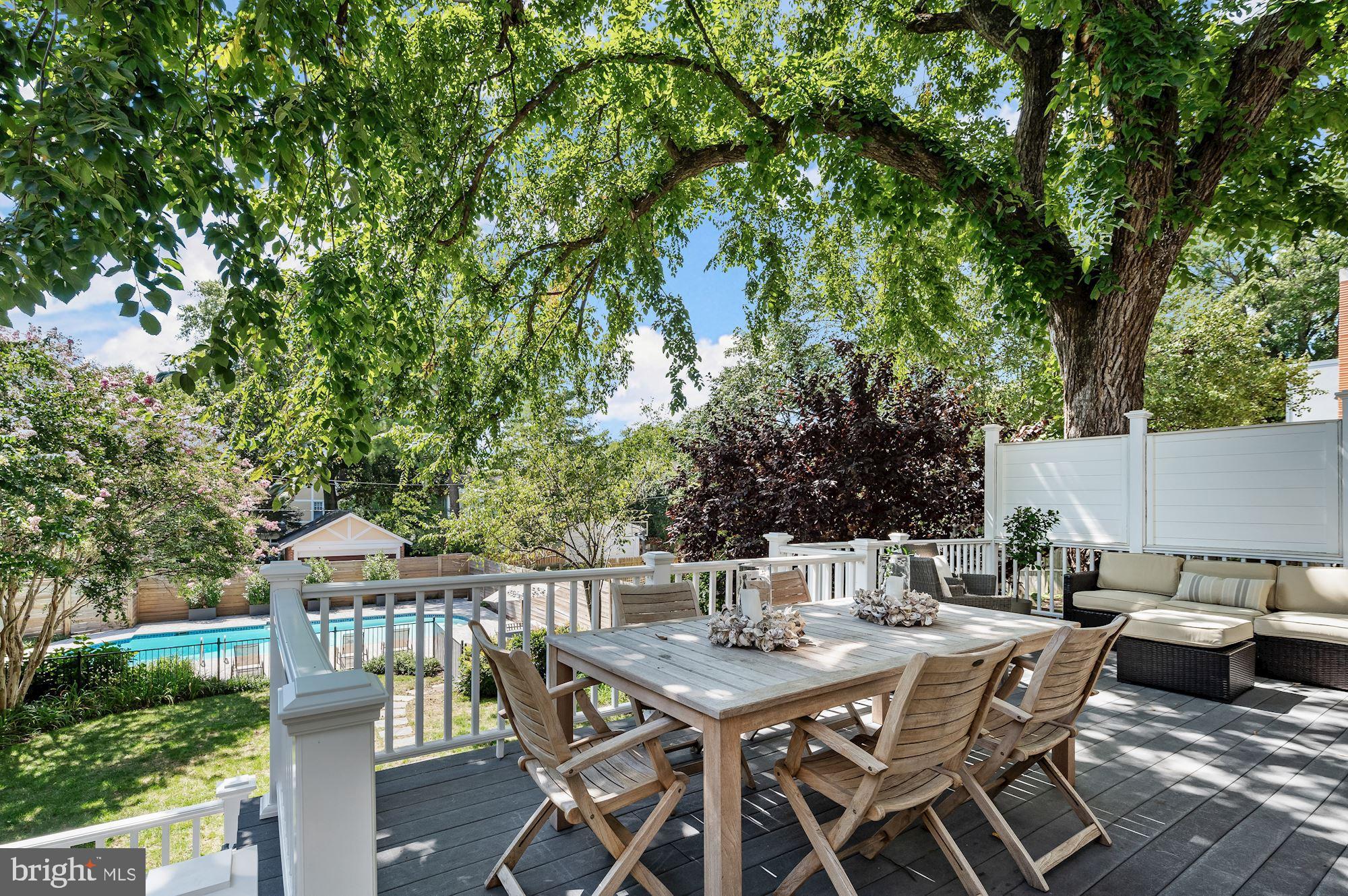 OBSERVATORY CIRCLE - Residential