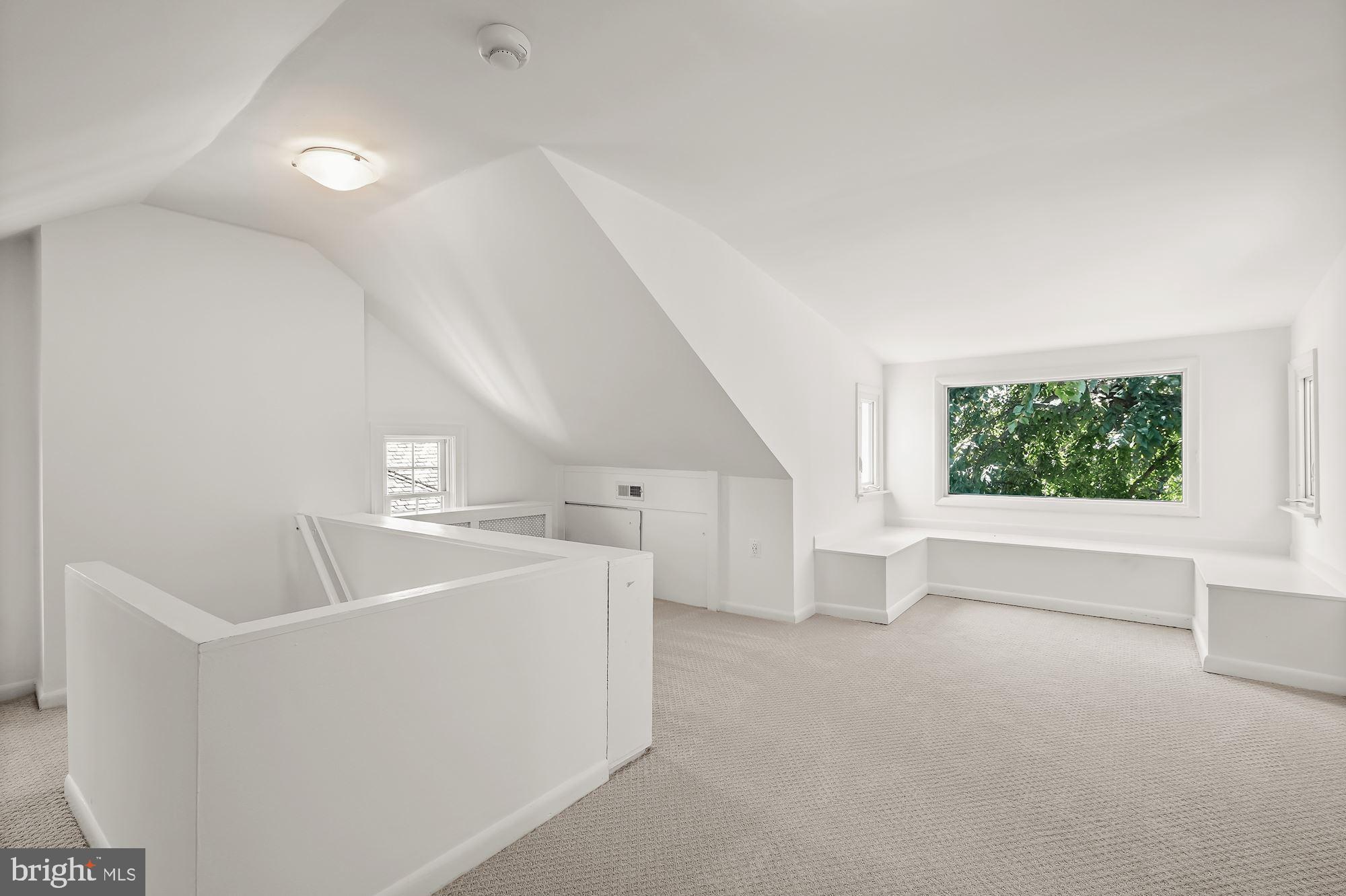 OBSERVATORY CIRCLE - Residential