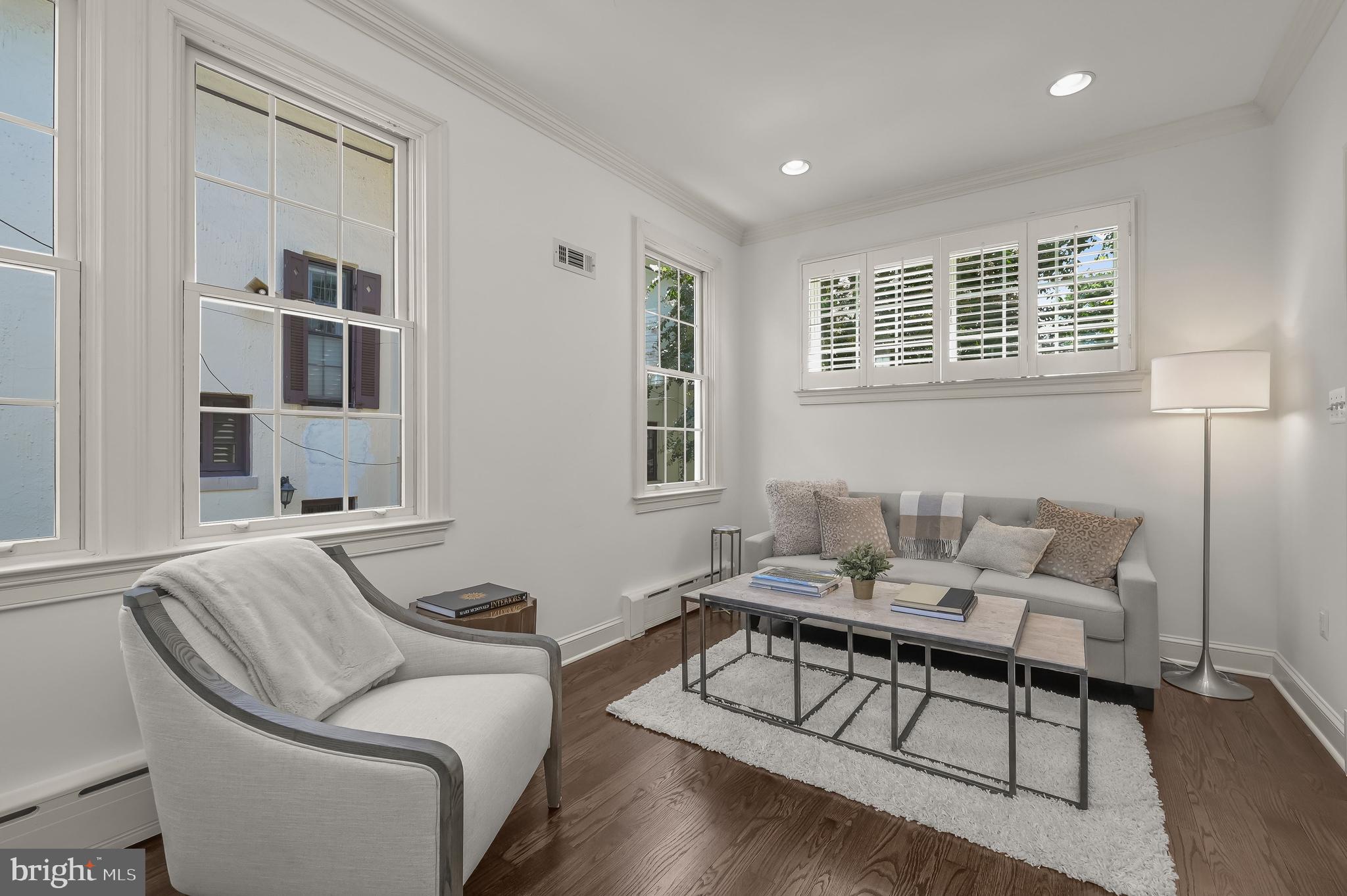 OBSERVATORY CIRCLE - Residential