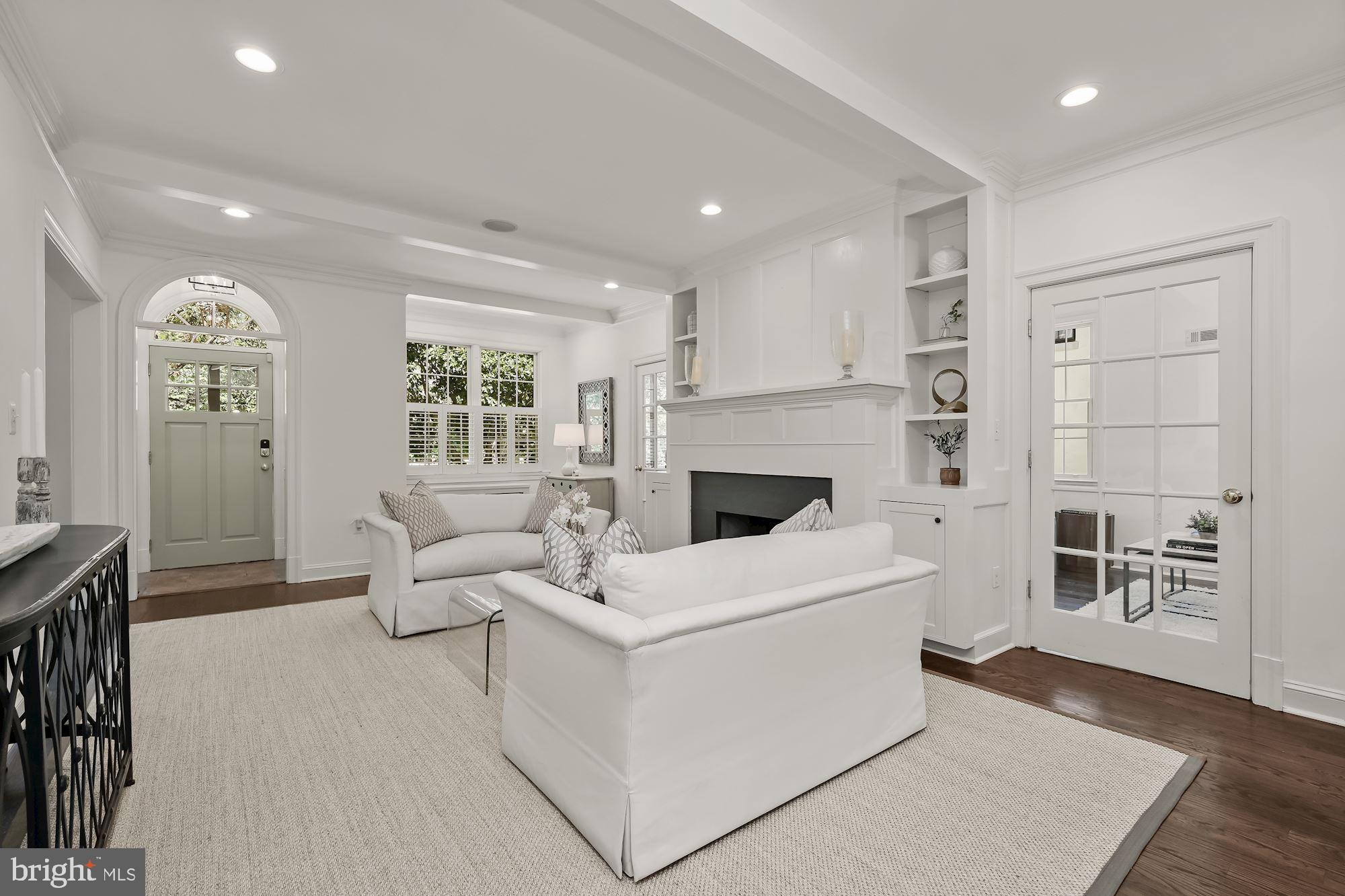 OBSERVATORY CIRCLE - Residential