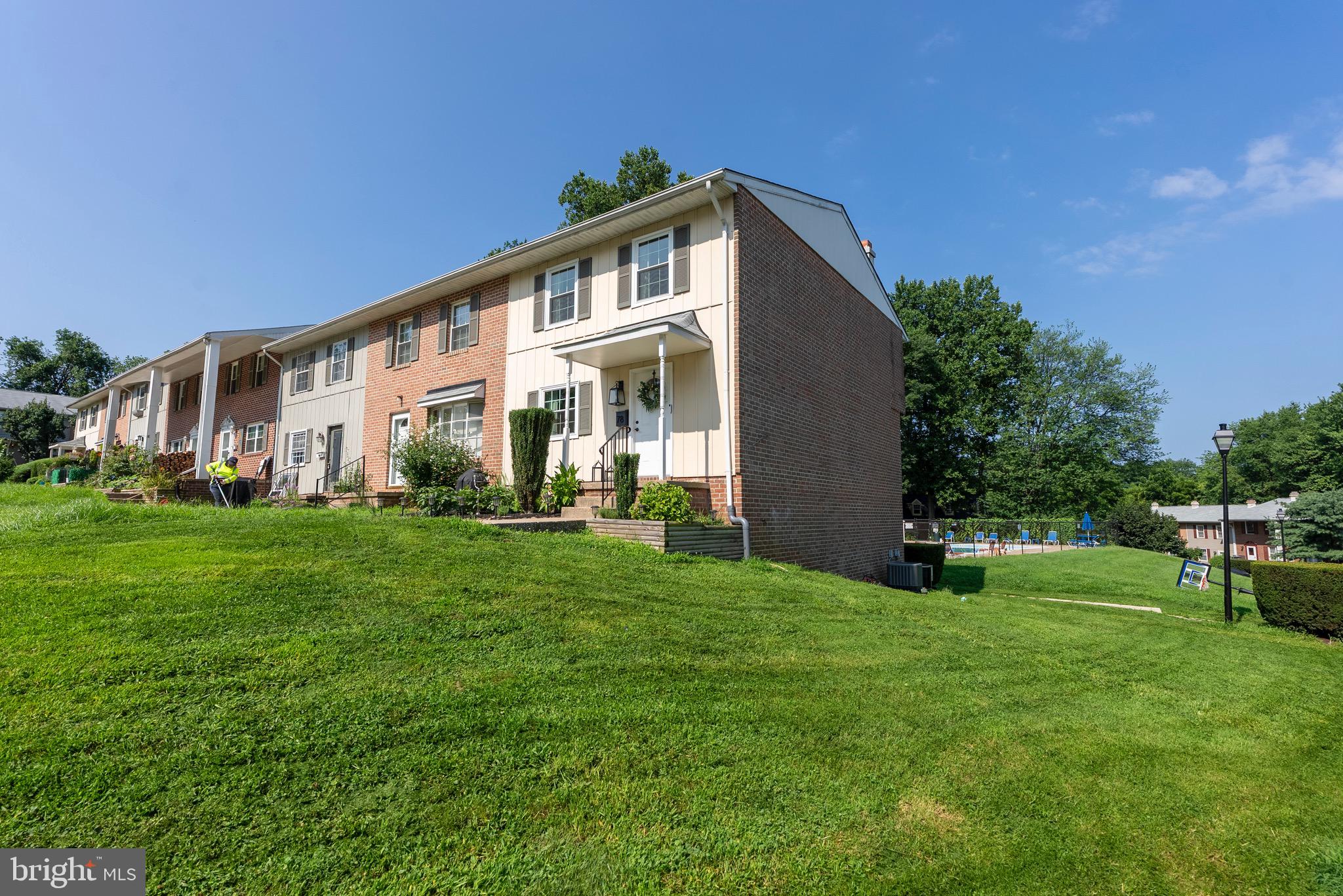78 SHETLAND CIRCLE