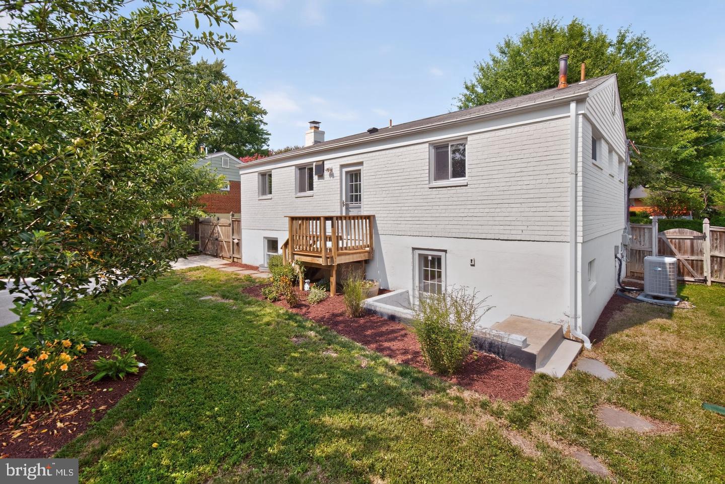 11302 SCHUYLKILL ROAD