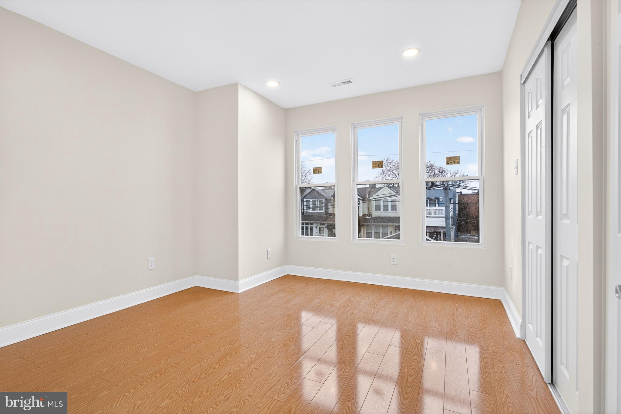 KINGSESSING - Residential