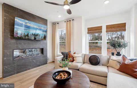 Townhouse For Sale - 2010 Henson Norris Street<br/> ROCKVILLE, MD 20850