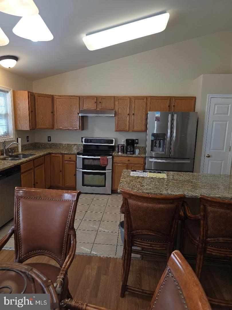 LAKE LAND OR - Residential