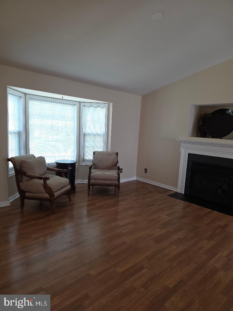 LAKE LAND OR - Residential