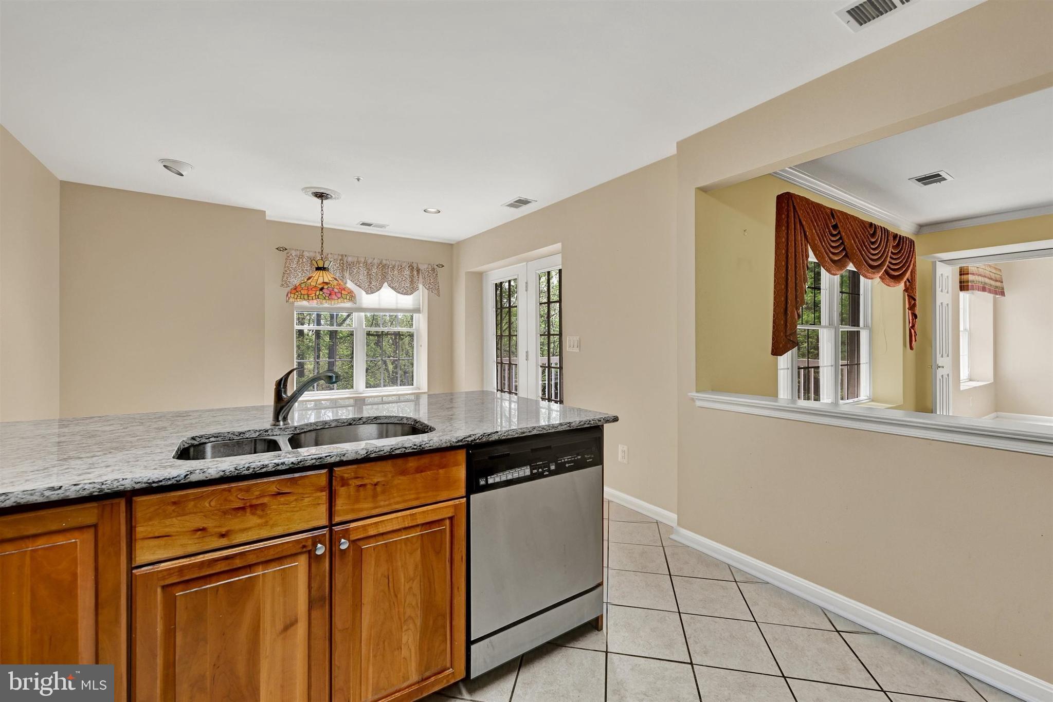 ROSSLARE RIDGE - Residential