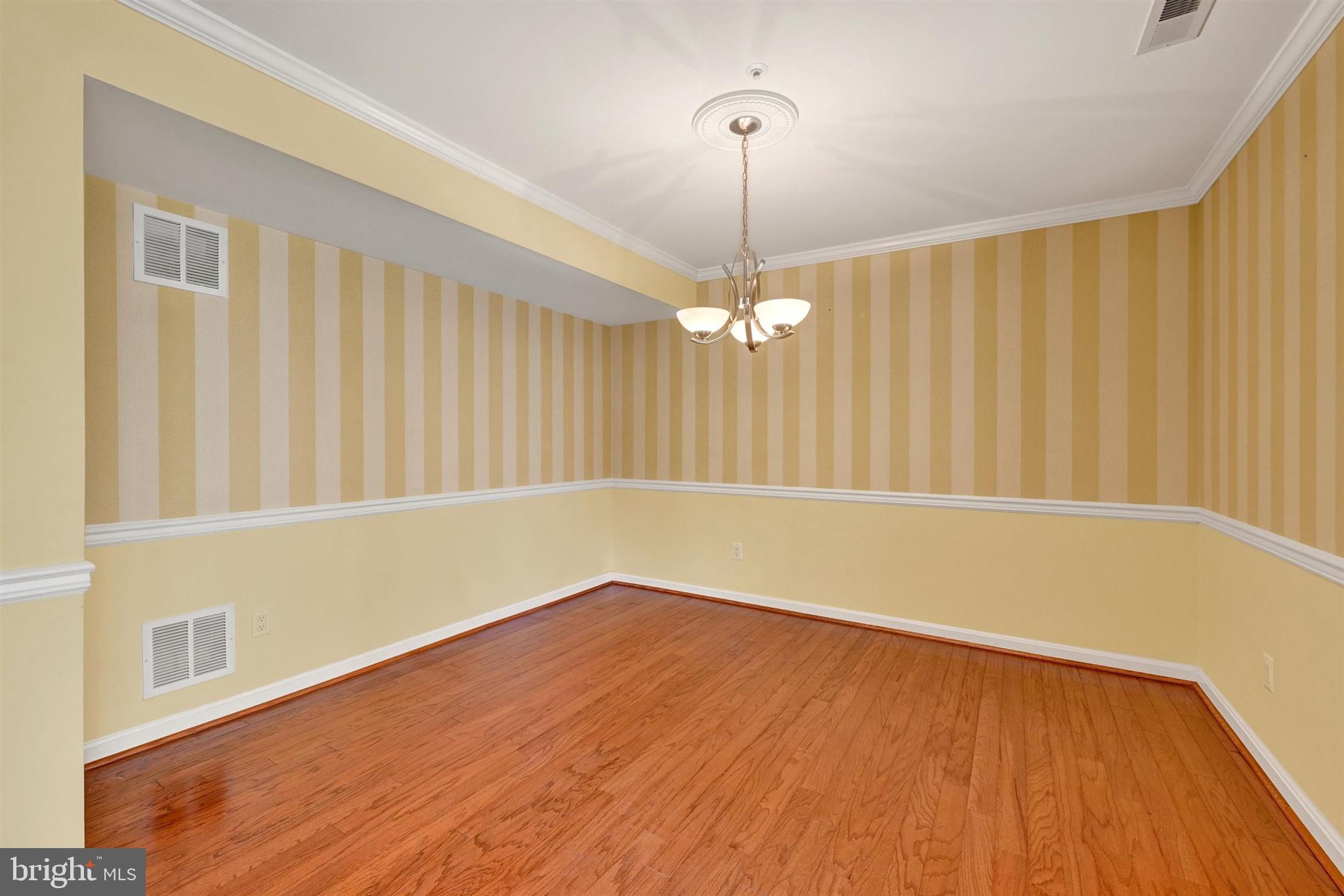 ROSSLARE RIDGE - Residential