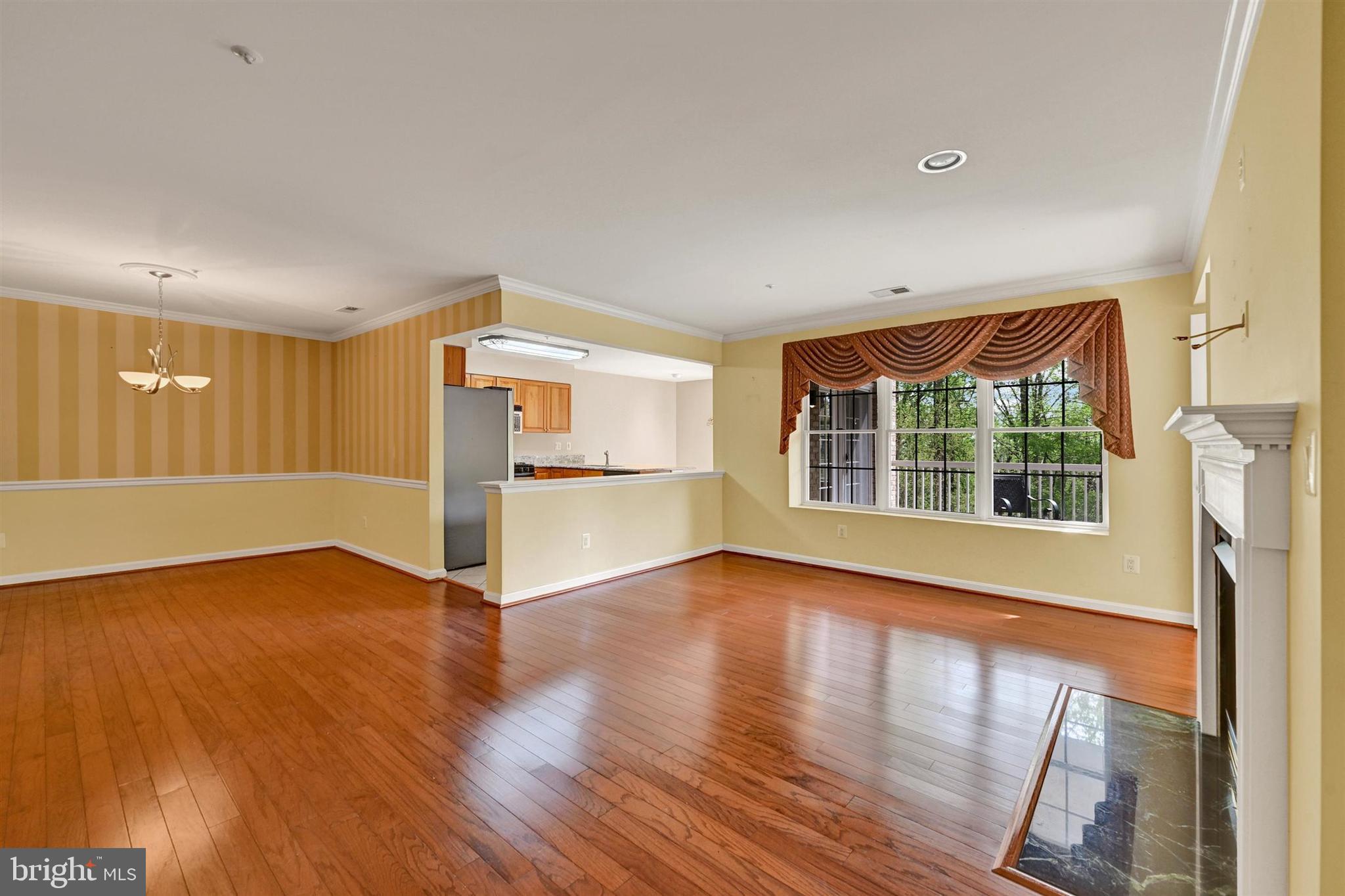 ROSSLARE RIDGE - Residential