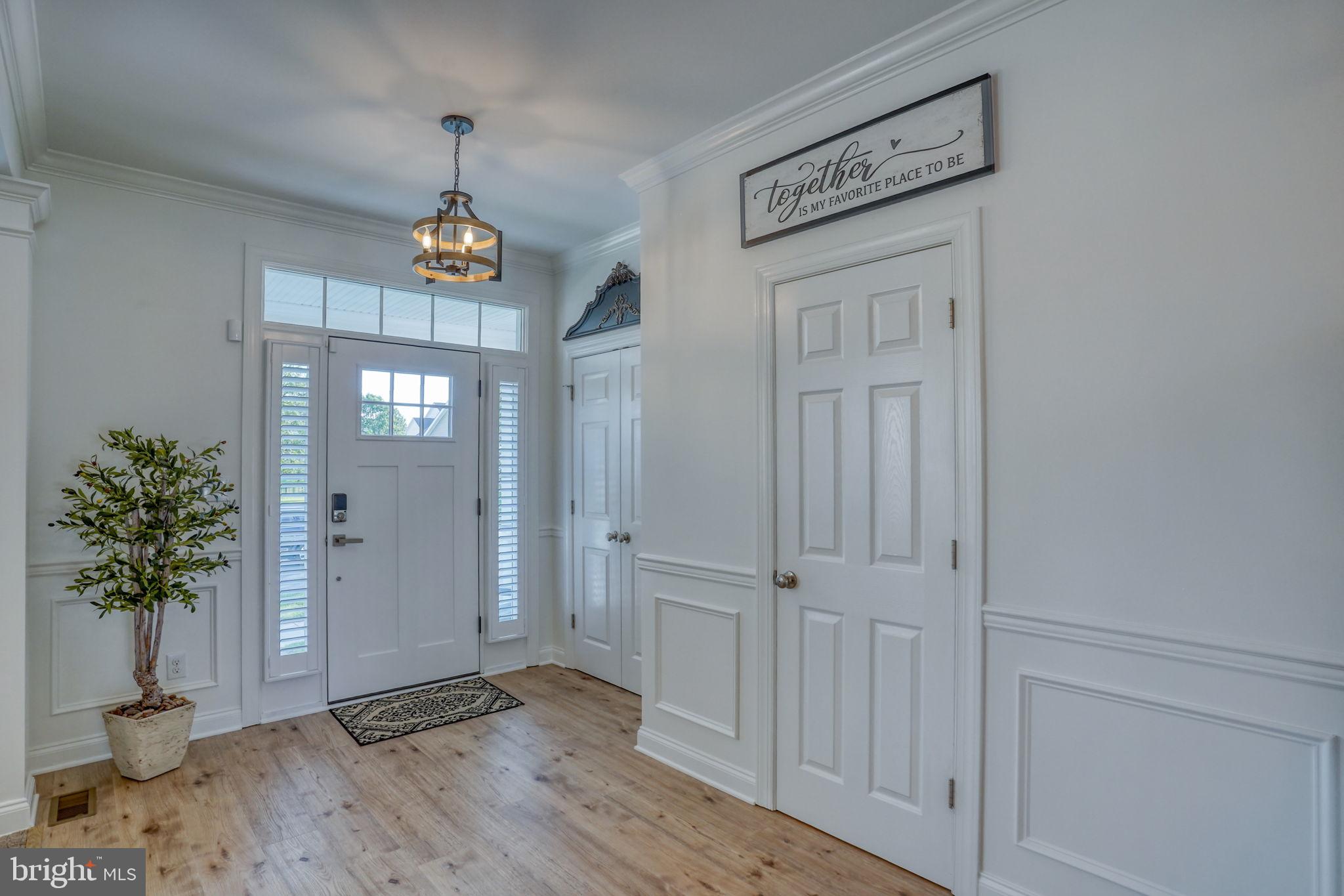 754 IDLEWYLD DRIVE