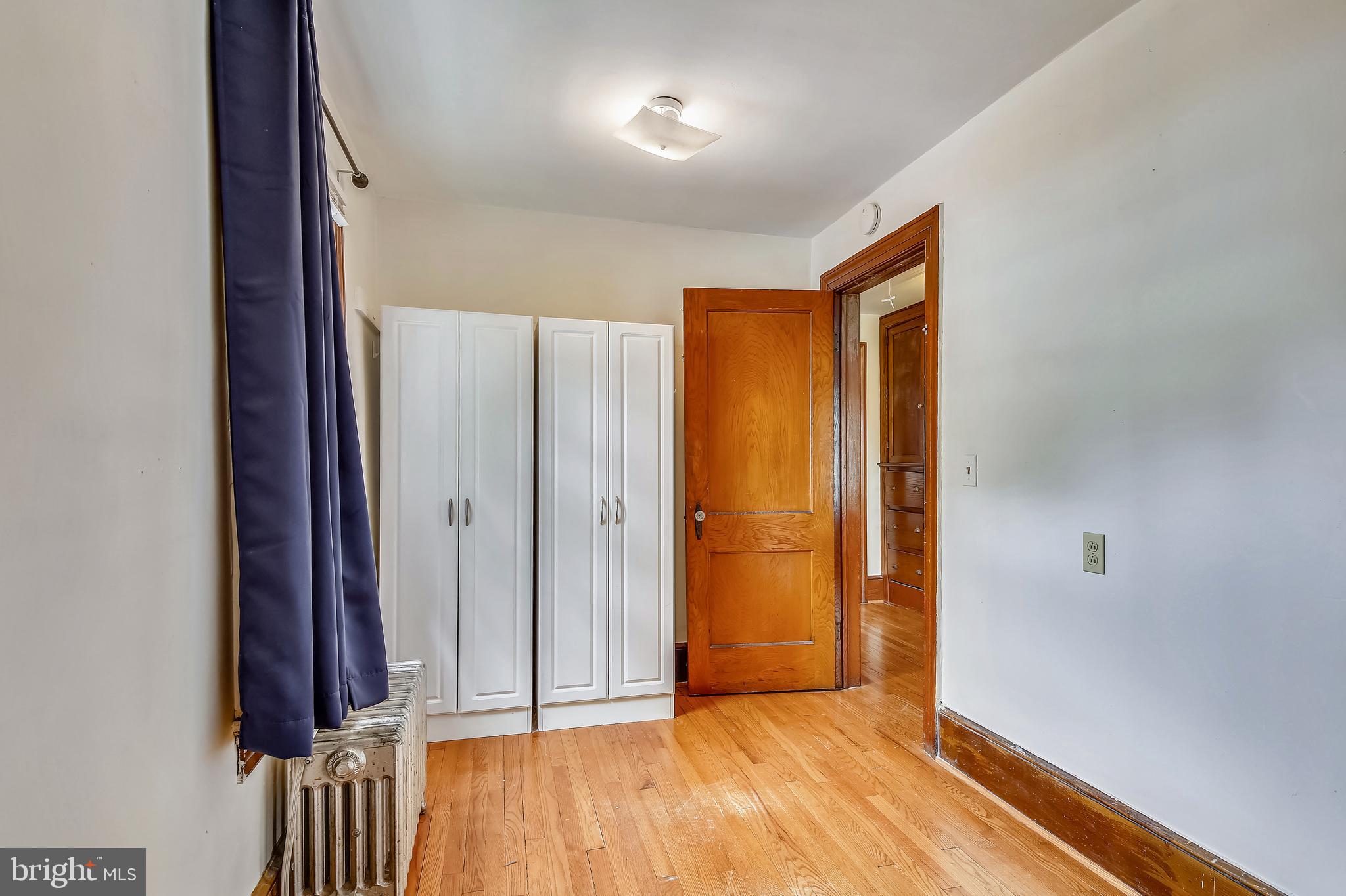 CLARENDON - Residential Lease