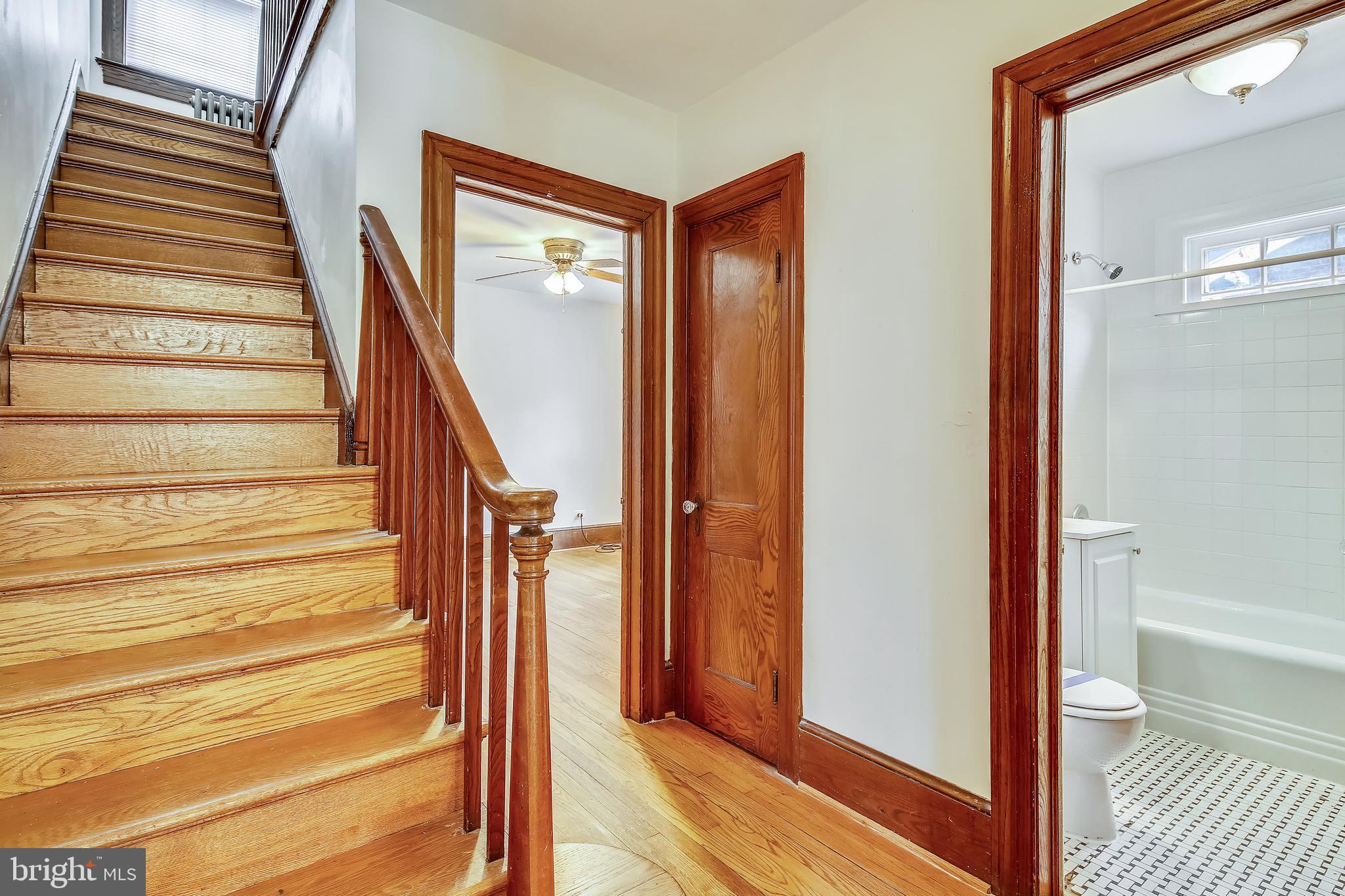 CLARENDON - Residential Lease